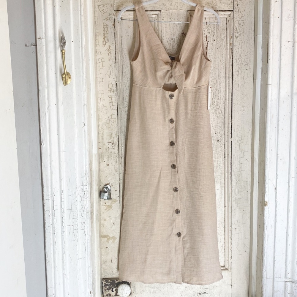 Blue Blush tie front button front midi dress BD9146 - Picture 2 of 12